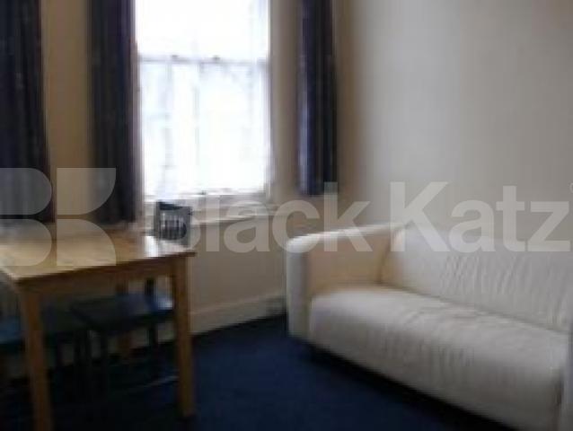 			NEW ON THE MARKET!, 1 Bedroom, 1 bath, 1 reception Flat			 Wightman road, HARINGEY N8